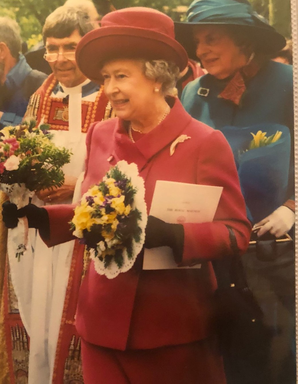Photo of Her Majesty Queen Elizabeth II from April 2000