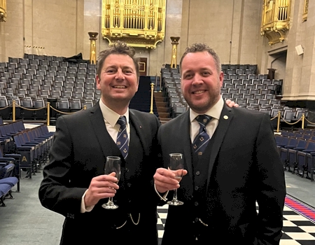 2 cousins and Essex Freemasons