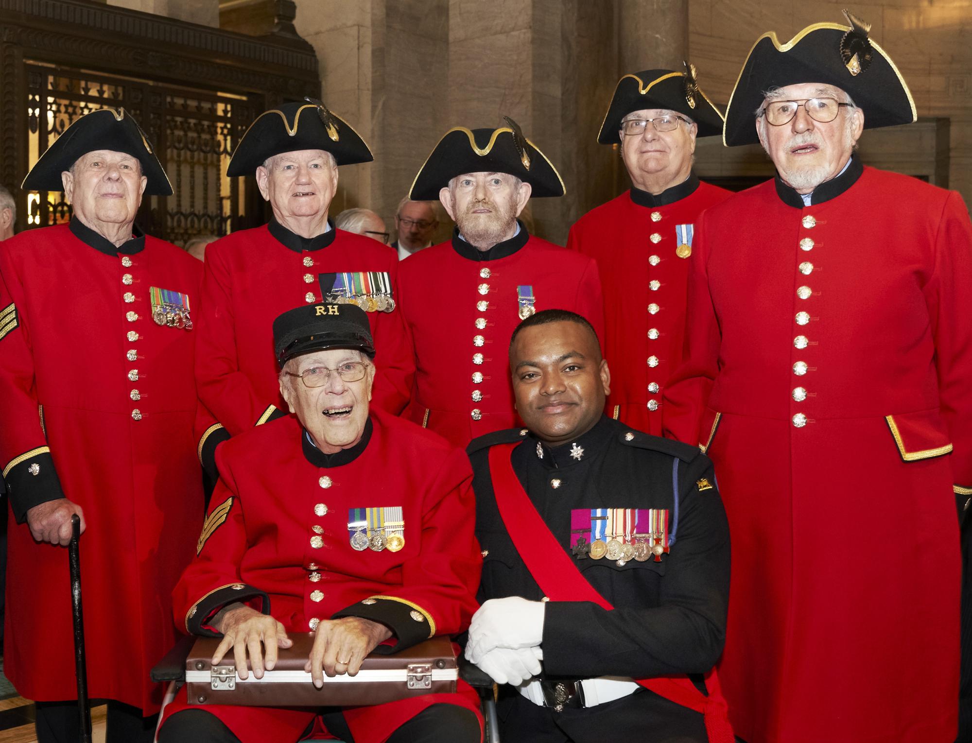 Chelsea Pensioners and Johnson Beharry VC