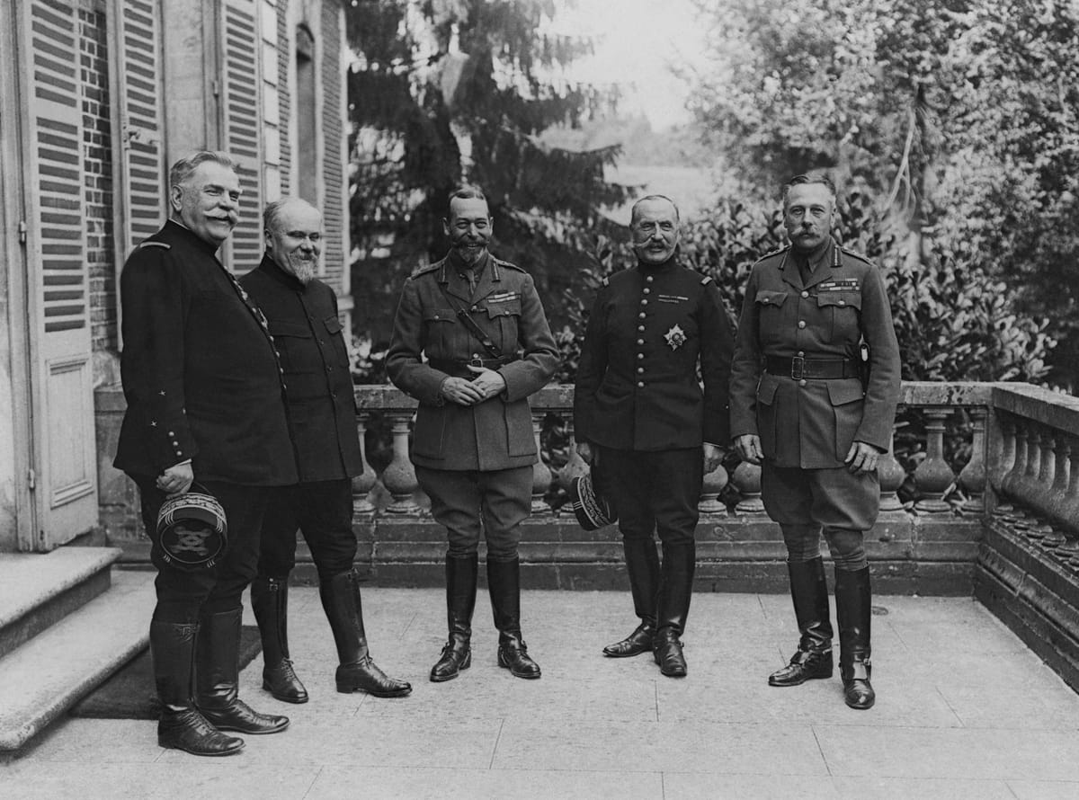 Haig with King George V, French President Raymond Poincare, General Joseph Joffre, and General Ferdinand Foch on the balustraded terrace of Haig’s headquarters at Beauquesne, France, 12 August 1916 Hulton Deutsch Collection/CORBIS/Corbis via Getty Images