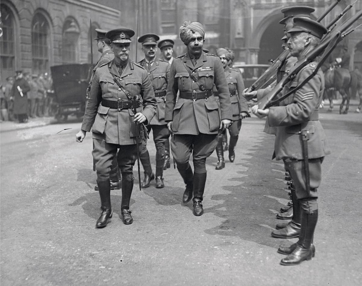 General Jan Smuts and the Rajah of Bikaner inspecting the City Volunteer Guard at Guildhall, London, 1 May 1917