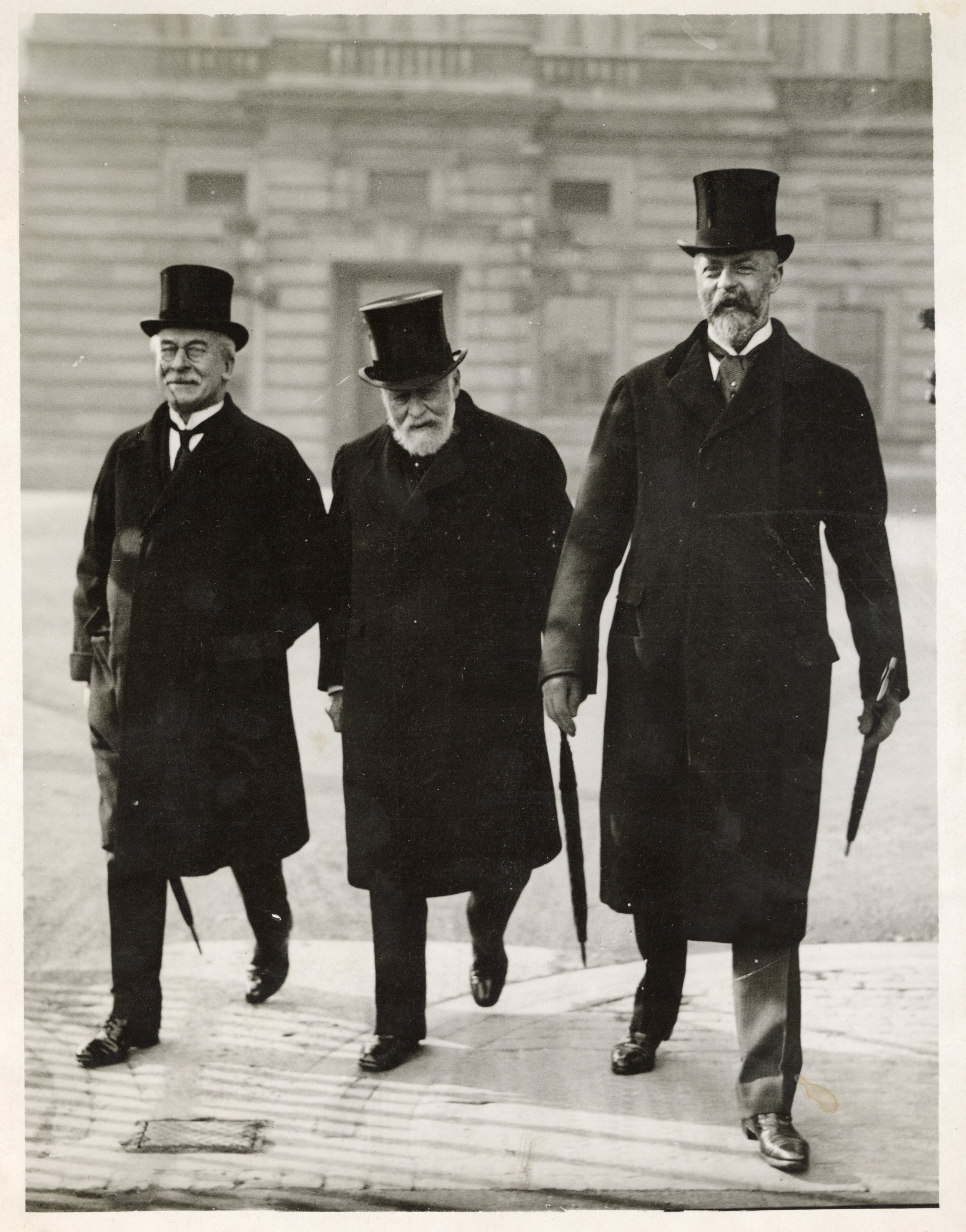 Black and white photo of Sir Alfred Robbins and Deputy Grand Master, Sir Frederick Halsey with Pro Grand Master Lord Ampthill in Liverpool