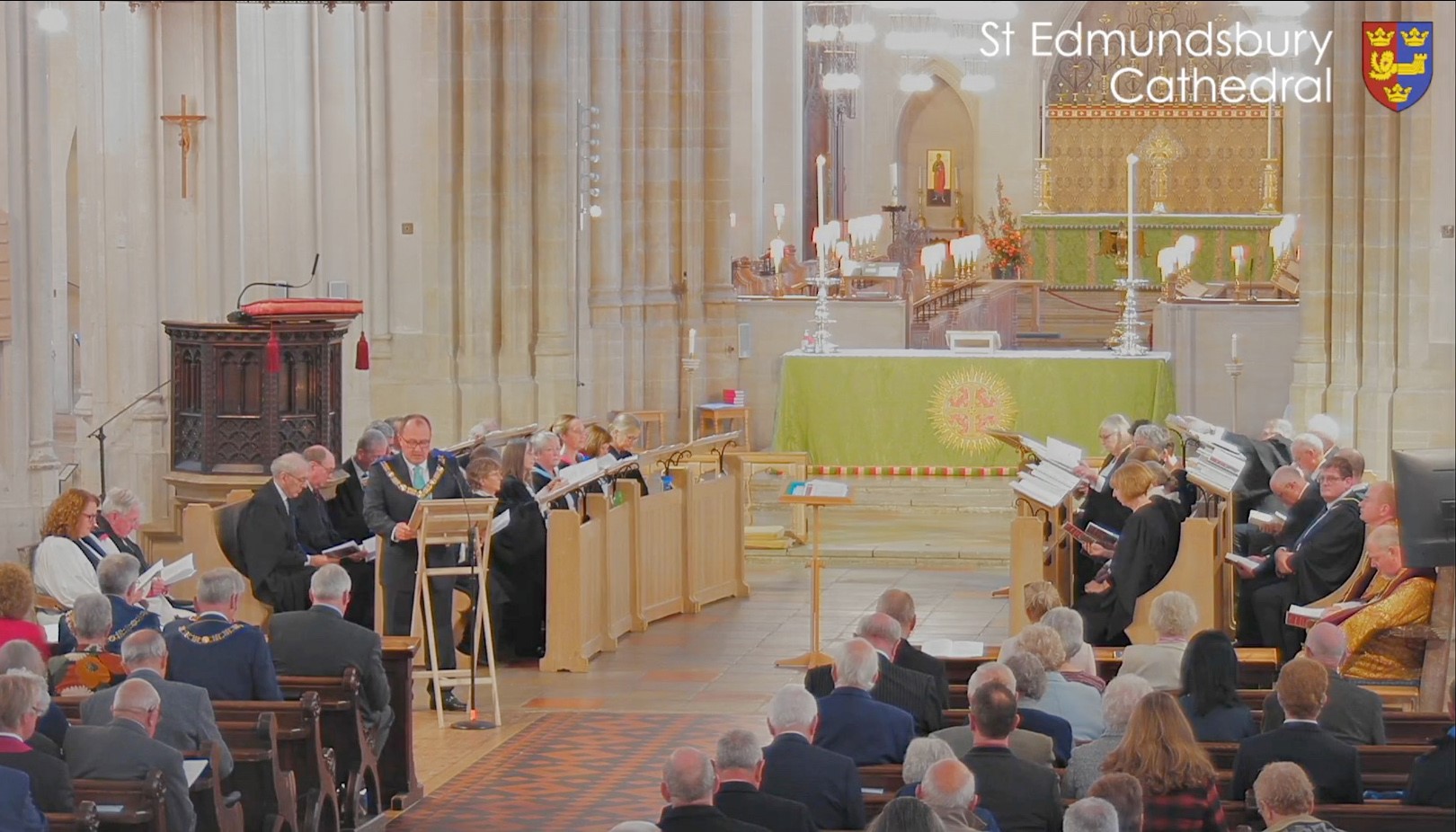 Provincial Grand Master of Suffolk Ian Yeldham delivering the First Reading at St. Edmundsbury Cathedral