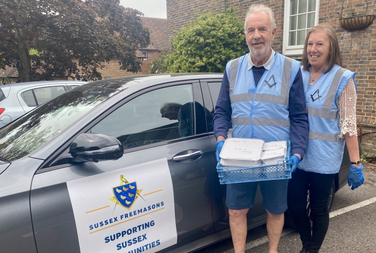 Graham & Jan Watkins - Horsham Freemasons with a hot food delivery