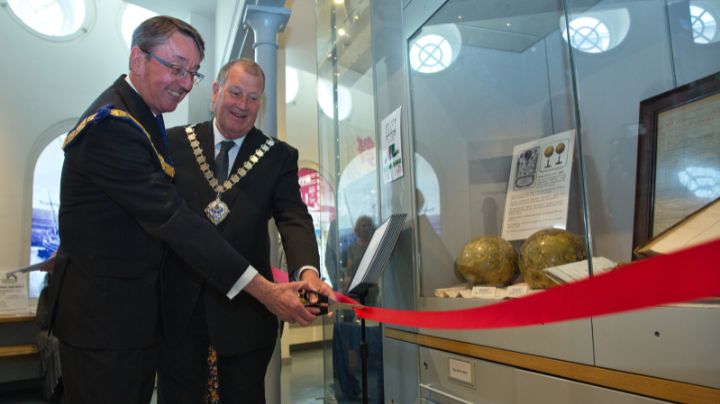 Provincial Grand Master Paul Tarrant with Deputy Mayor of Havering Barry Mugglestone at the official opening