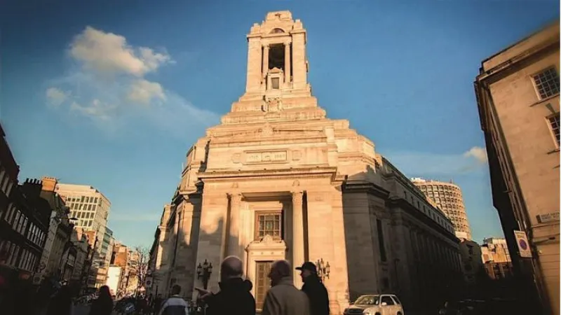 walking tour at Freemasons' Hall