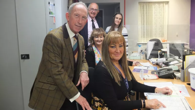 Photo shows Denis Stubley from Yorkshire North and East Ridings Freemasons, holding responsibility for Community Engagement, in the foreground with Richinda Taylor. Behind Richinda are two of their specialist child counsellors, Kim Johnson immediately behind Richinda, then Mike Roberts and next to Mike is Cheryl Trelfa.