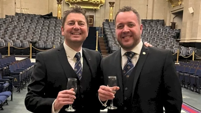 2 Essex Freemasons, who are also cousins 