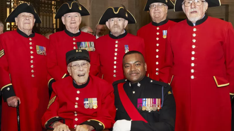 Chelsea Pensioners and Johnson Beharry VC